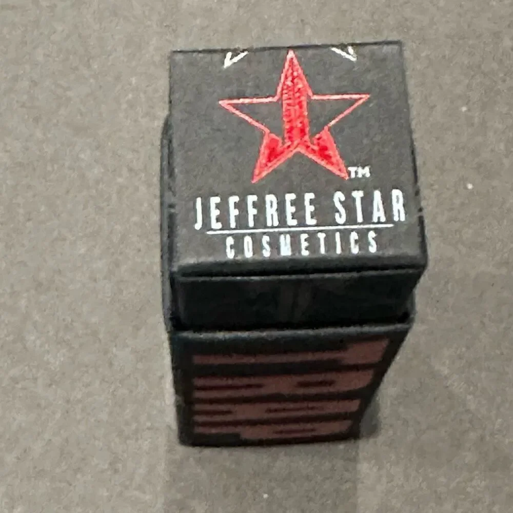 Jeffree Star *NEW* lipstick “BEST HAIR” Velvet Trap full size